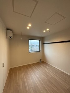 クオレール 303号-8