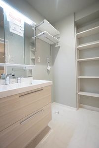 アピオン 301号-5