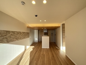 ジョイアスガード浦和美園 101号-2