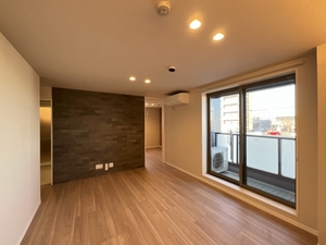 ジョイアスガード浦和美園 204号-3