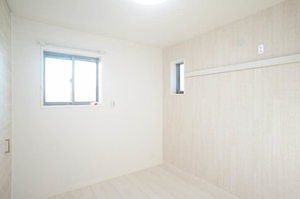 レウニールグラシアス川口 204号-7