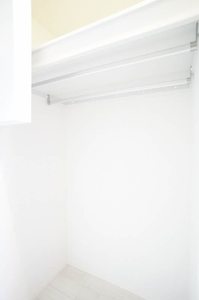 レウニールグラシアス川口 304号-9