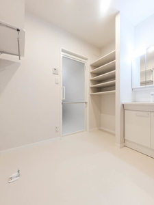 グランコート浦和 305号-9