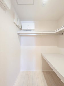 プレミアメゾン戸田 201号-10