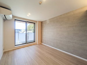 プレミアメゾン戸田 205号-3