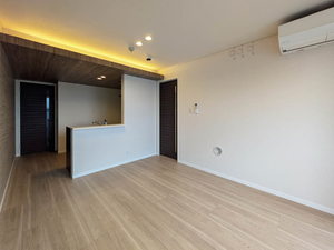 プレミアメゾン戸田 305号-2