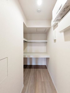 プレミアメゾン戸田 305号-10