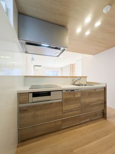 シャーメゾンステージ浦和常盤 305号-4