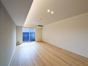 アベニールテラス浦和美園 101号-3