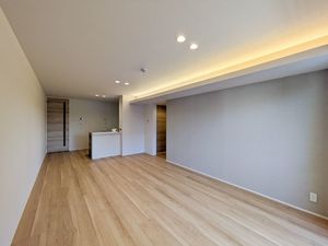 アベニールテラス浦和美園 202号-2