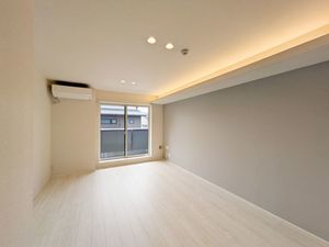 アベニールテラス浦和美園 204号-3
