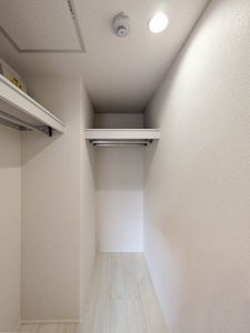 アベニールテラス浦和美園 204号-6