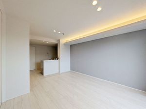 アベニールテラス浦和美園 303号-3