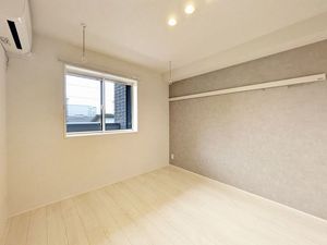 アベニールテラス浦和美園 303号-5
