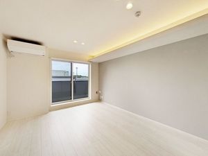 アベニールテラス浦和美園 304号-2