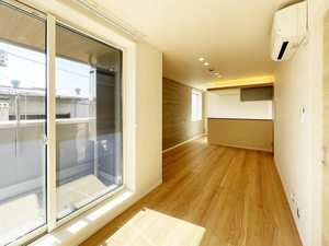 エム　フラット 201号-2