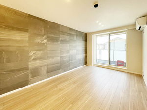 エム　フラット 202号-3