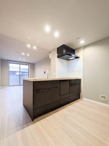 ラヴィエール浦和元町 101号-4