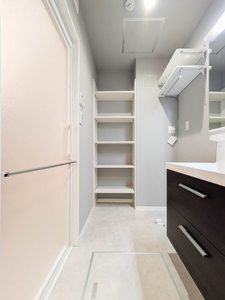 ラヴィエール浦和元町 101号-8