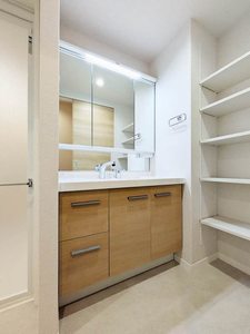 Ｋａｈｕｎａ　ｌｅａ　Ⅱ 301号-8