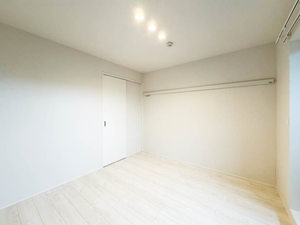 ブルーム　アーク 301号-9