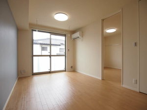 グランシャリオⅢ 202号-2