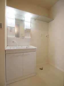 グランシャリオⅢ 202号-8