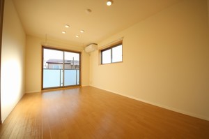 グリーンガーデン 稲荷山 201号-2