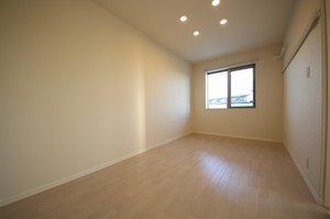 グリーンガーデン 稲荷山 301号-4