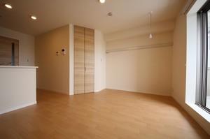 コンフォーザ鶴瀬西 303号-4