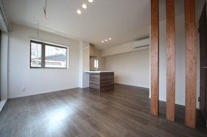 クレスティーク 102号-2