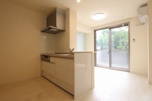 シャーメゾン稲荷山 101号-2