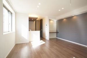 レガーロ 302号-2