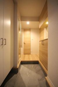 レオナ　イースト 101号-11