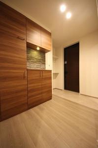 レオナ　イースト 301号-11