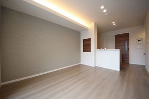 レオナ イースト 303号-3