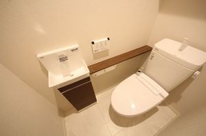 レオナ　イースト 406号-8