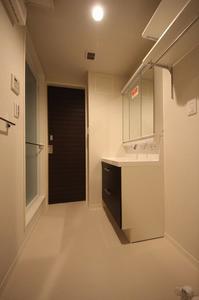 シャーメゾン　フィオーレ　ルナ 301号-8