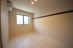 ソレイユ・シャンブル 102号-3