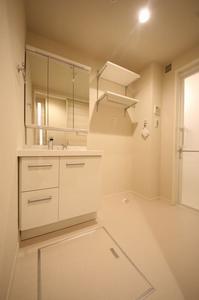 アヴァンティ 201号-8