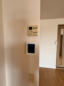 メゾン　丸宮　Ｈ 302号-3