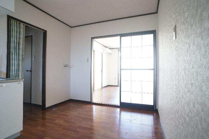 コーポ　グリーン 205号-2