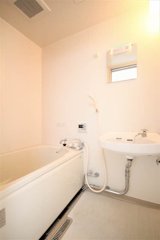 ローゼン　ハイム 206号-7