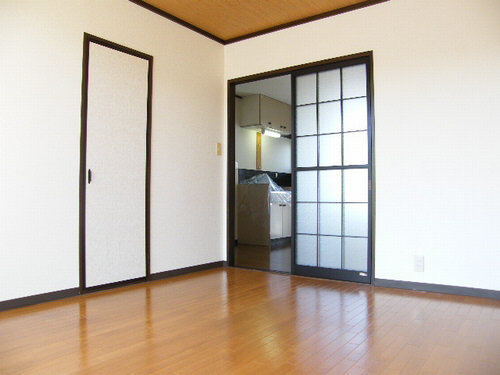 フォーブル 富田 C 201号-4