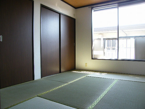 フォーブル 富田 C 201号-8