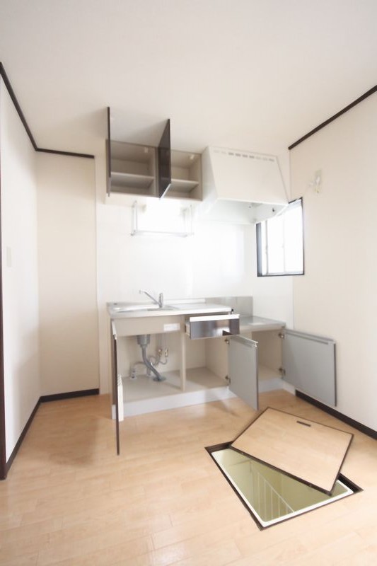 メゾンしろばらＢ 101号-8