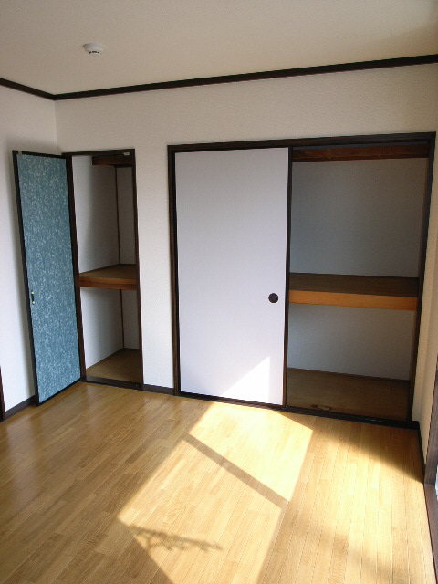 メゾン 中松 202号-4