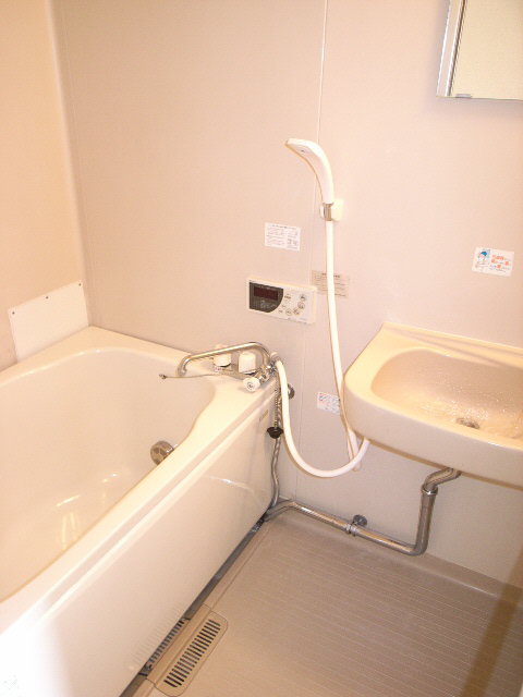 メゾン 中松 202号-8