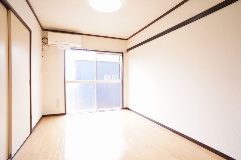 メゾン　アミ 202号-2