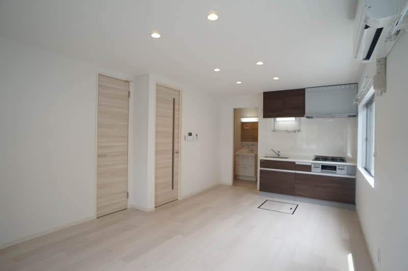 リバーヒル B 101号-1